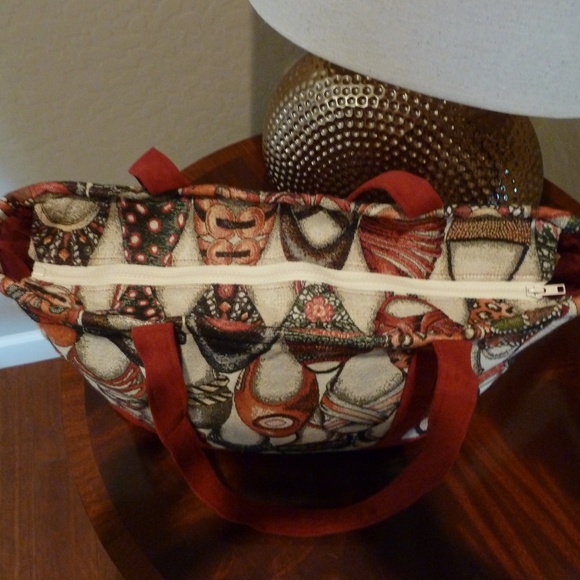 Handbag or Tote NWT Unique Shoes Pattern Handcraft - Picture 3 of 6